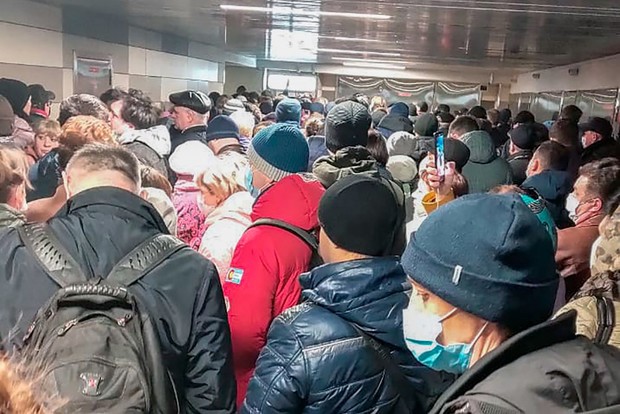 давка в метро