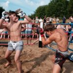 СКАЛОЛАЗ против ШАХМАТИСТА !!! Отличный Бой !!